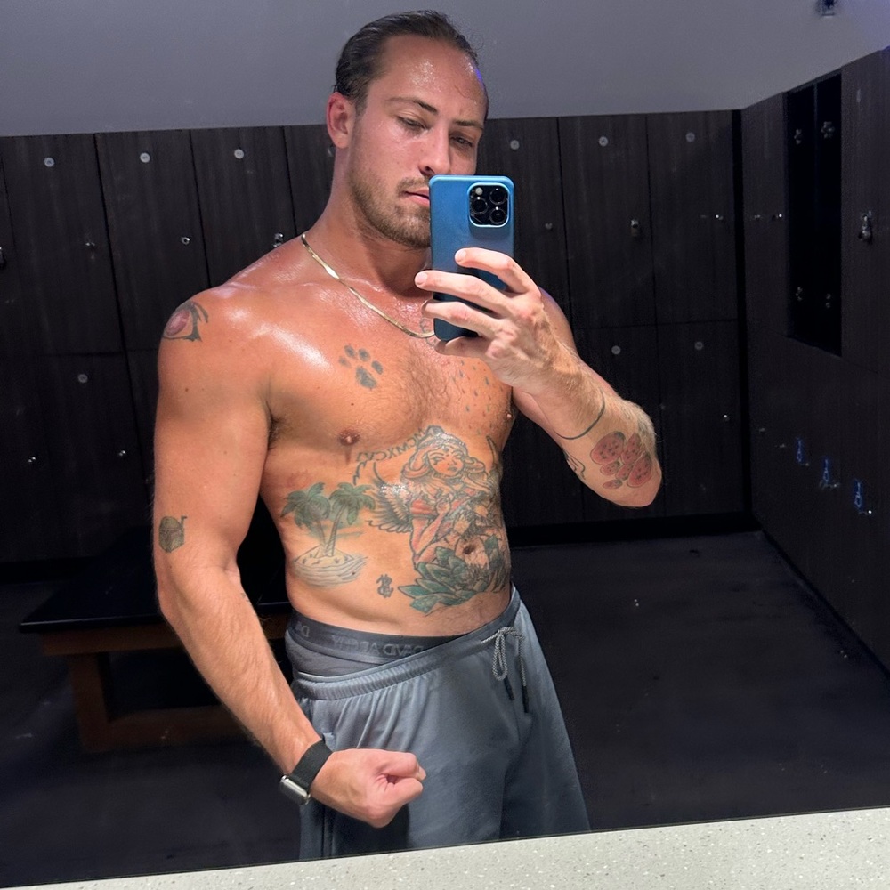 Meet your Posher, Miles